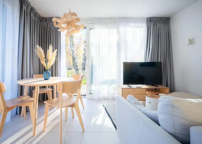 W Willi Z Ogrodem Surfingbird * Dźwirzyno